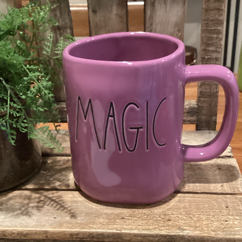EUC - Rae Dunn Halloween Mug